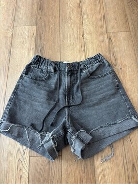BDG Women's High-Rise Washed Black Denim Shorts